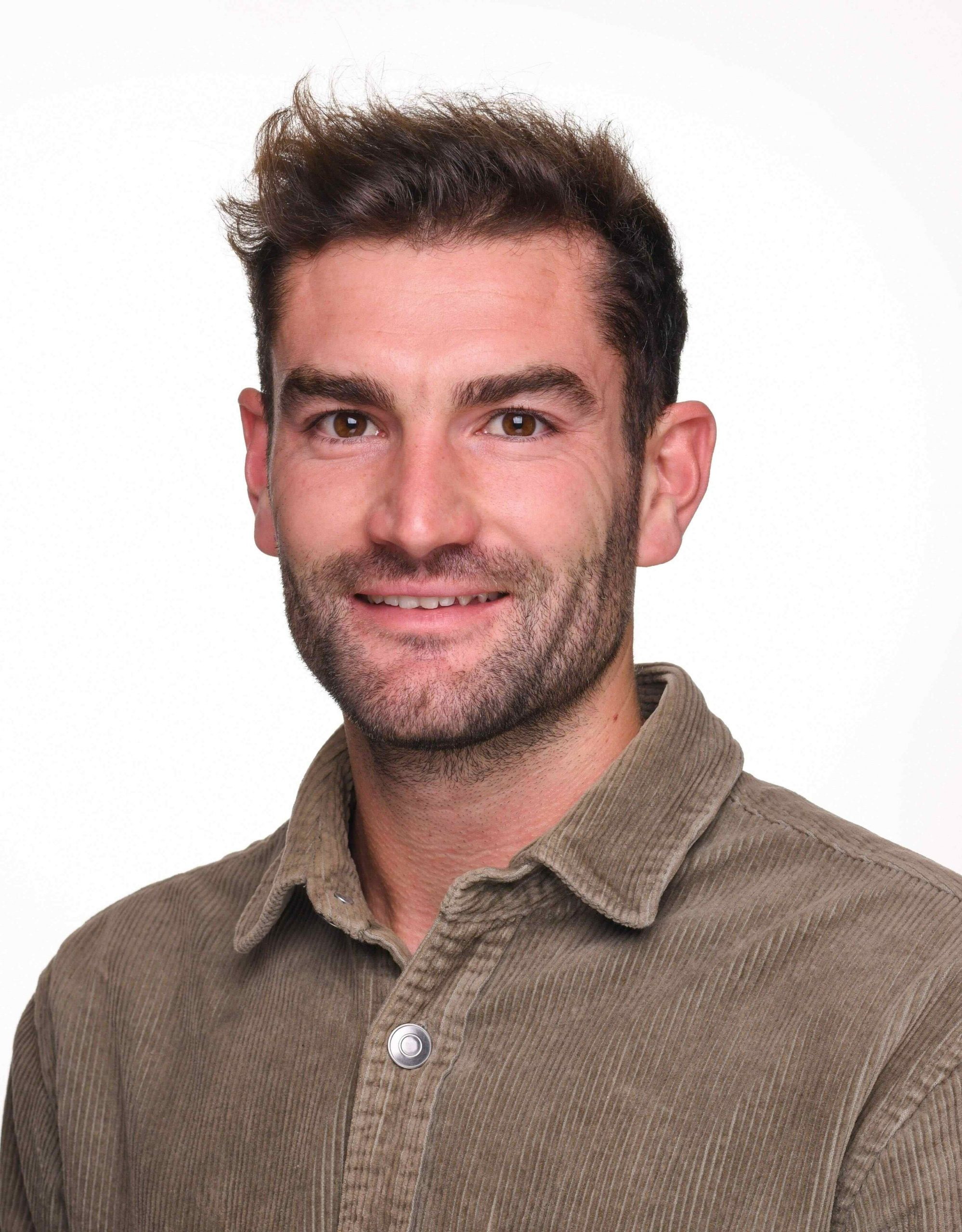 Portraitfoto_Dieter-Eberhardt-1-min-1-1