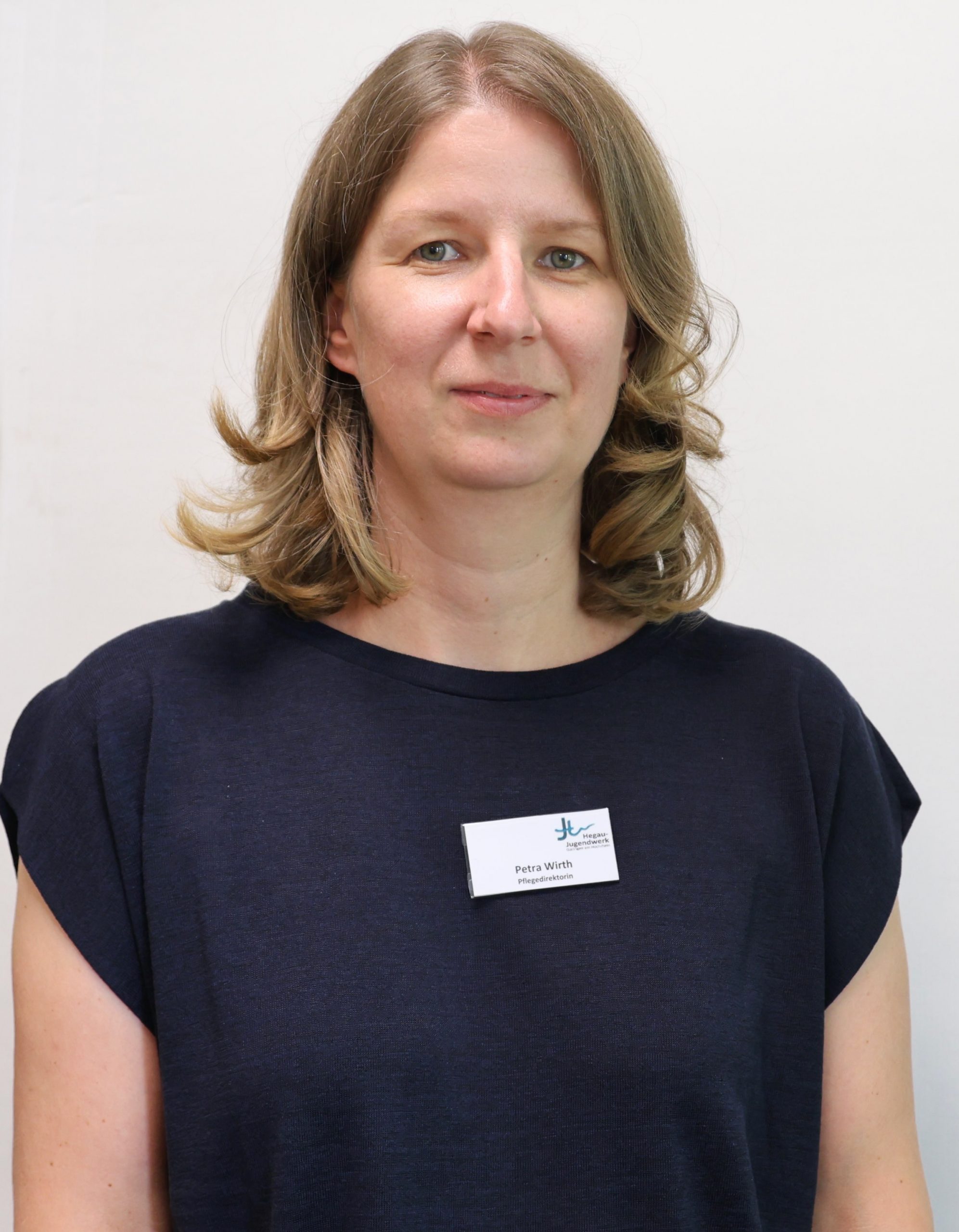 Portrait_Wirth_Petra_Pflegedirektorin Hegau-Jugendwerk-min
